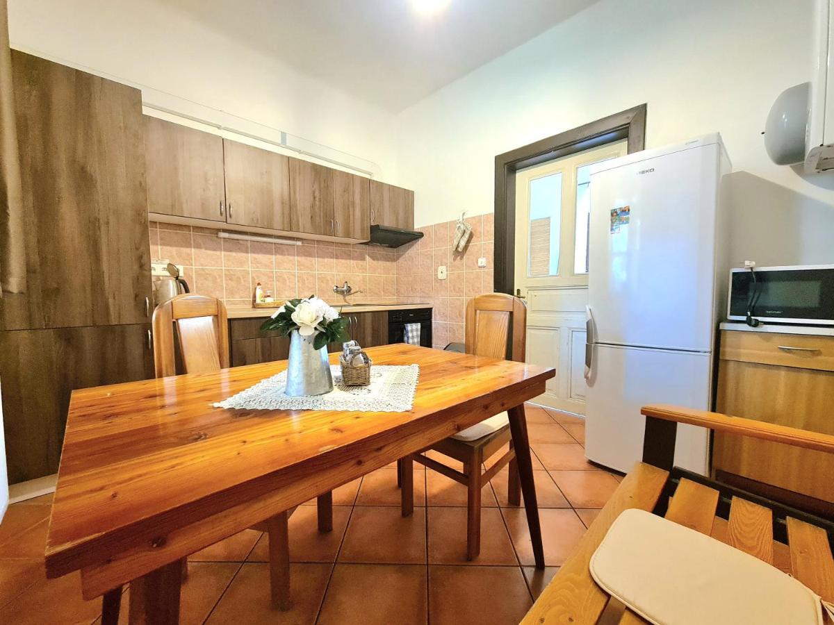 Uzkokolejky - Apartmany Strizovice Ngoại thất bức ảnh